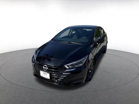 Used 2025 Nissan Versa SV image 7