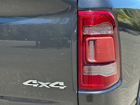 Used 2022 RAM 1500 Laramie AWD/4WD image 47