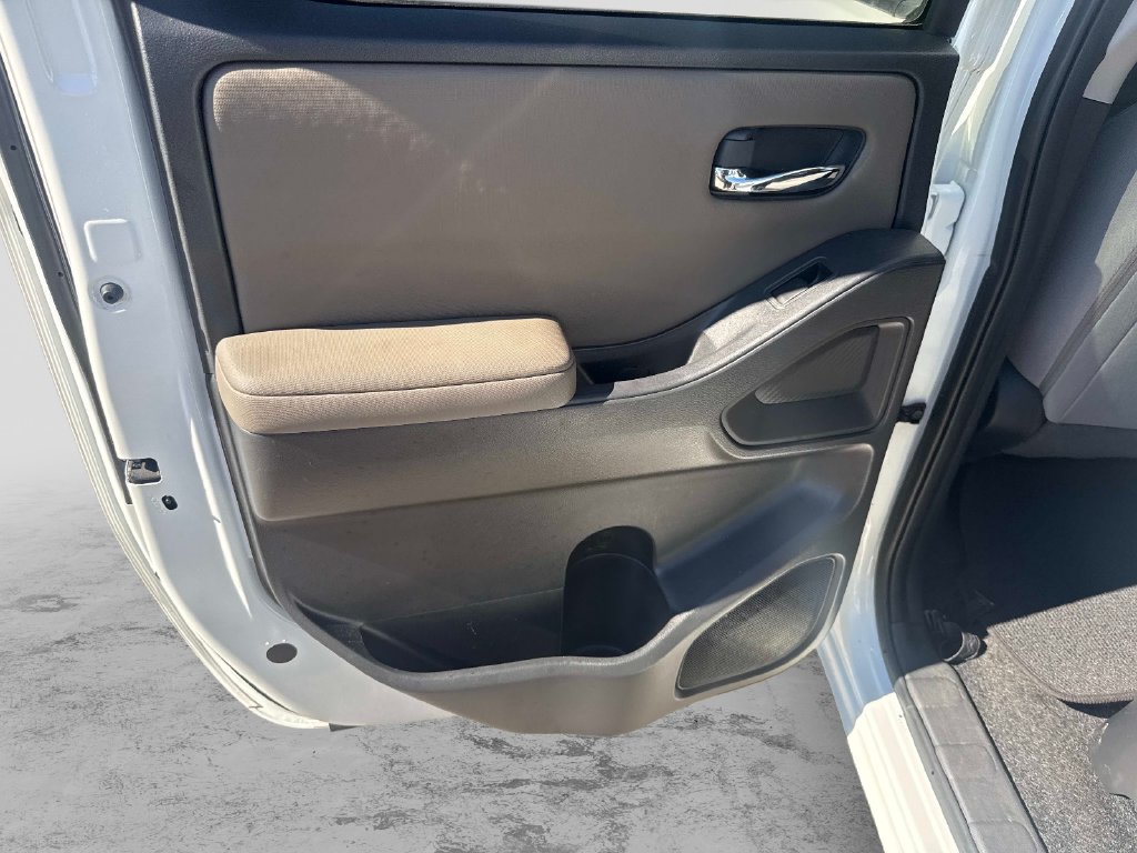 Certified 2024 Nissan Frontier SV w/ Technology Package AWD/4WD image 14
