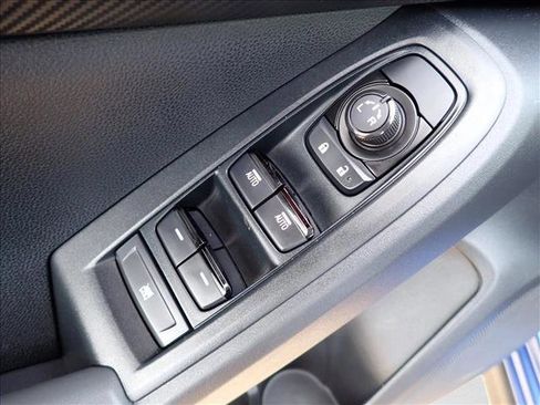 Used 2025 Subaru Crosstrek 2.0i Premium AWD/4WD image 15