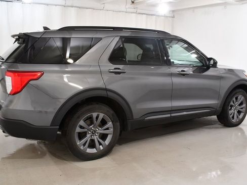 Used 2023 Ford Explorer XLT w/ Equipment Group 202A image 11