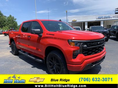 New 2025 Chevrolet Silverado 1500 Custom w/ Turbomax Blackout Package