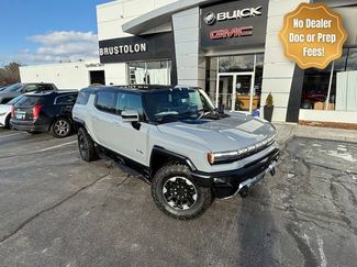 Used 2024 GMC Hummer EV 3X w/ Extreme Off-Road Package AWD/4WD video 3