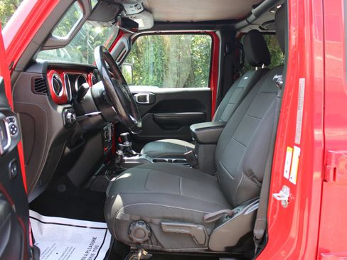 Used 2019 Jeep Wrangler Unlimited Rubicon AWD/4WD image 25