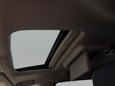 New 2026 Honda Odyssey Touring image 19