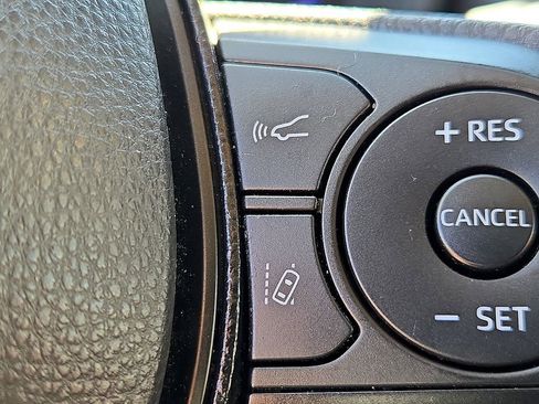 Used 2020 Toyota Corolla LE w/ Body Protection Package FWD image 26