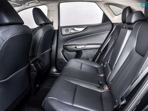 Used 2025 Lexus NX 350h AWD w/ Premium Package image 21