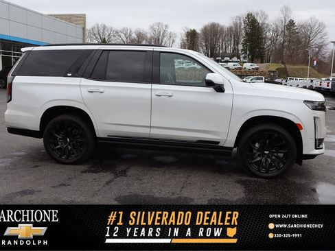 Used 2024 Cadillac Escalade Sport Platinum w/ LPO, ONYX Package image 1