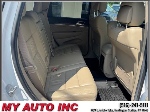 Used 2014 Jeep Grand Cherokee Limited AWD/4WD image 34