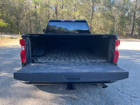 Used 2024 Chevrolet Silverado 2500 Custom w/ Custom Value Package image 23