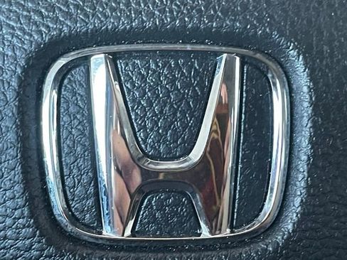 Certified 2024 Honda Civic EX-L image 10