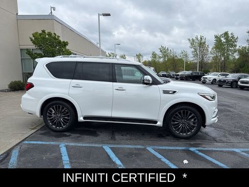 Certified 2023 INFINITI QX80 Sensory w/ Cargo Package AWD/4WD image 3