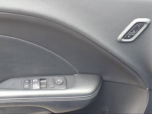Used 2023 Dodge Challenger SXT w/ Plus Package image 26