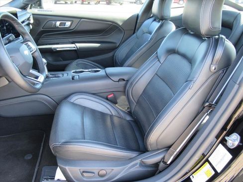 Used 2024 Ford Mustang Premium image 12