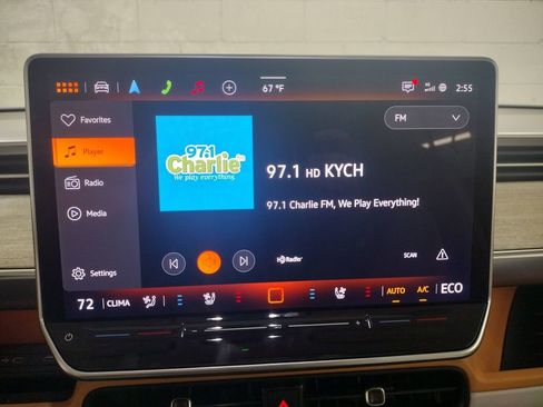 New 2025 Volkswagen ID. Buzz 1st Edition AWD/4WD image 33