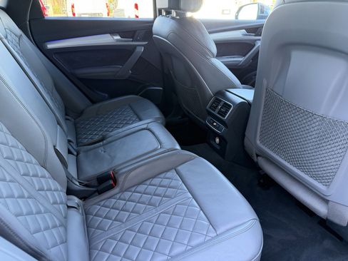 Used 2018 Audi SQ5 Prestige image 22