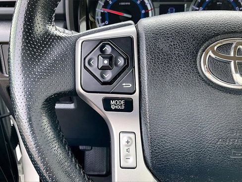 Used 2016 Toyota 4Runner Limited image 18