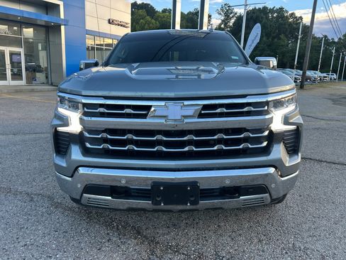 Used 2024 Chevrolet Silverado 1500 LTZ AWD/4WD image 10