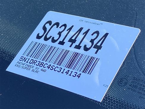 New 2025 Nissan Pathfinder SV image 35