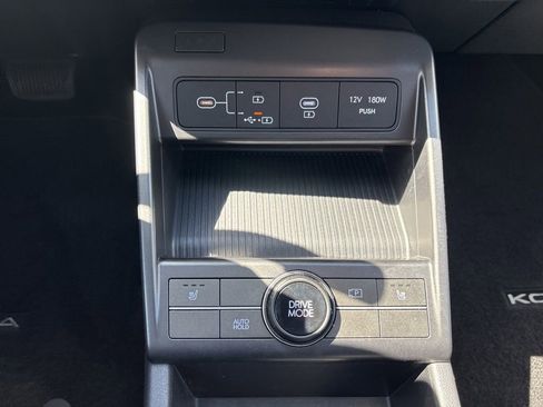 Certified 2024 Hyundai Kona SEL FWD image 28