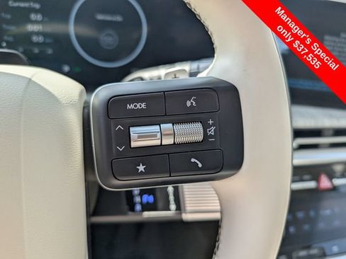 Used 2024 Hyundai Santa Fe Calligraphy AWD/4WD image 18