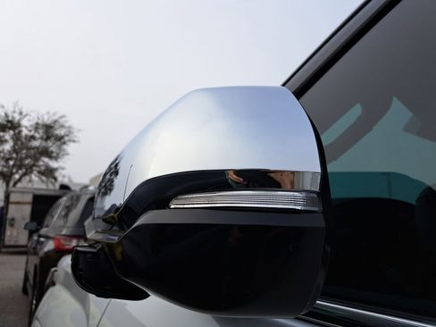 Used 2024 Toyota Sequoia Capstone image 3