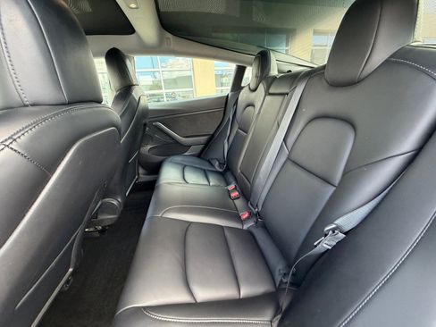 Used 2022 Tesla Model 3 Long Range image 17