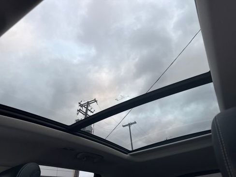 Certified 2024 Lincoln Nautilus Reserve w/ Equipment Group 202A image 26