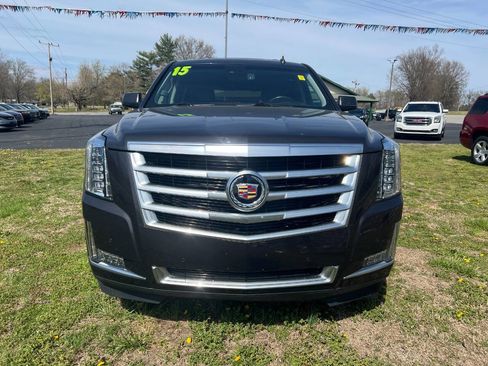 Used 2015 Cadillac Escalade Luxury image 8