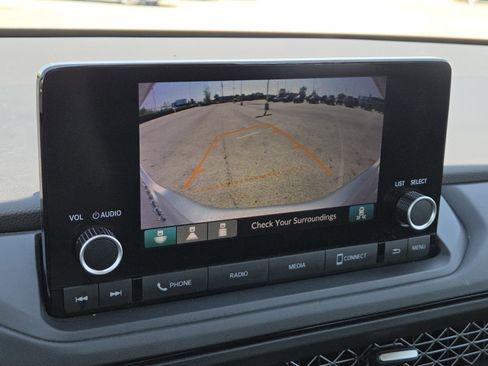 Used 2023 Honda Accord EX image 9