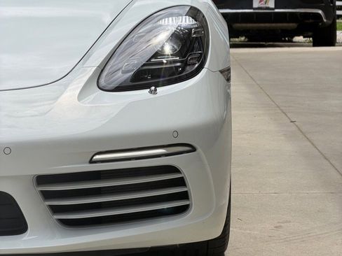 Used 2024 Porsche 718 Cayman S RWD image 13