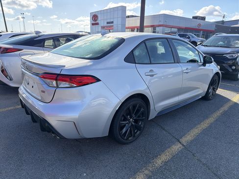 Used 2023 Toyota Corolla SE image 4