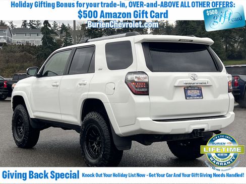 Used 2022 Toyota 4Runner SR5 image 3