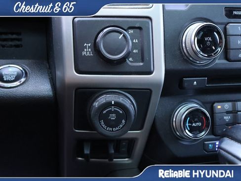 Used 2018 Ford F150 Platinum w/ Equipment Group 701A Luxury AWD/4WD image 33
