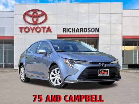Used 2025 Toyota Corolla LE FWD image 1