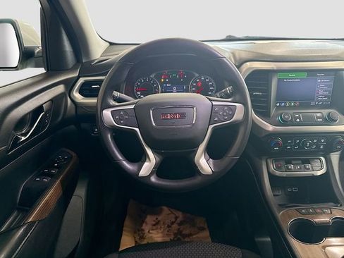 Used 2021 GMC Acadia SLE w/ LPO, Floor Liner Package image 22