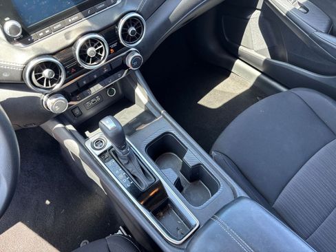 Used 2025 Nissan Sentra SV FWD image 39