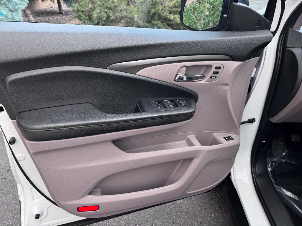 Used 2022 Honda Pilot EX-L image 19