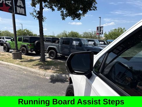 Used 2022 Cadillac Escalade Sport Platinum RWD image 19