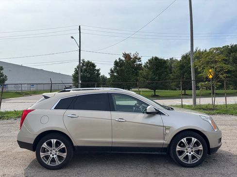 Used 2012 Cadillac SRX Premium FWD image 2
