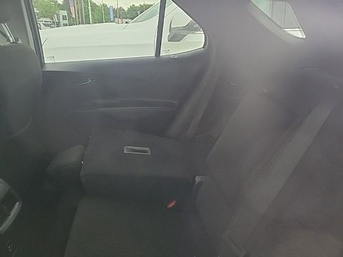 Used 2021 Chevrolet Equinox LT FWD image 20