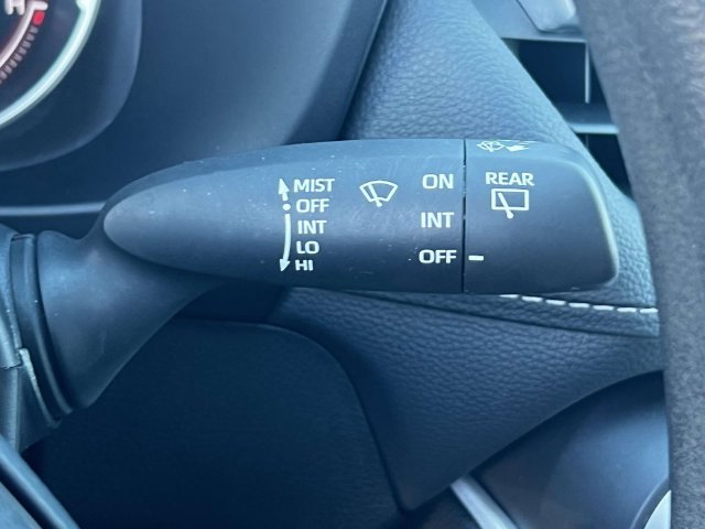 Used 2024 Toyota RAV4 LE AWD/4WD image 25
