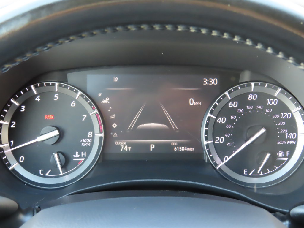 Used 2021 Toyota Highlander XLE AWD/4WD image 23