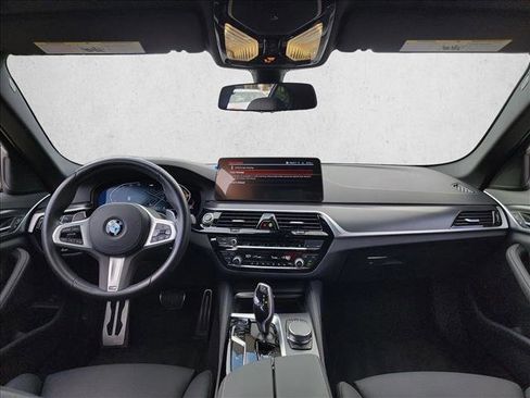 Used 2023 BMW 540i w/ M Sport Package image 18