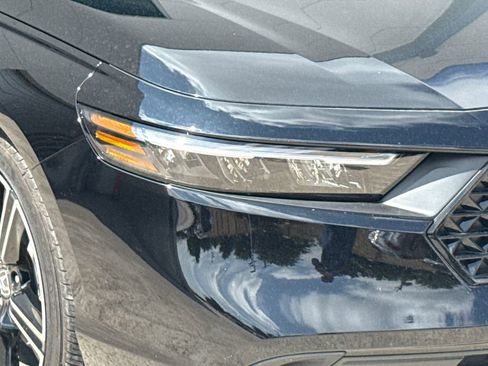 Used 2025 Honda Accord Sport image 4