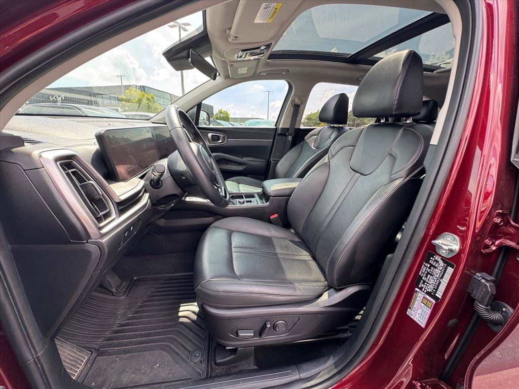 Certified 2024 Kia Sorento X-Line EX AWD/4WD image 17