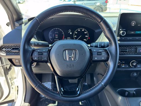 Certified 2025 Honda HR-V Sport image 25