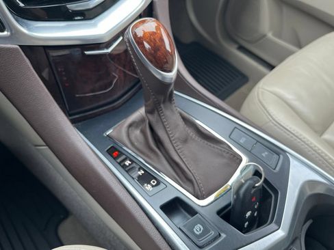 Used 2016 Cadillac SRX Luxury FWD image 24