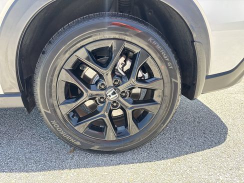Used 2025 Honda HR-V Sport image 18