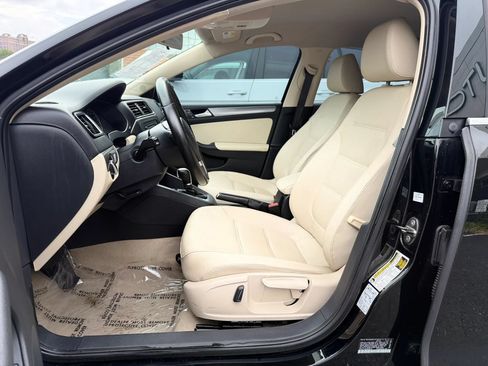 Used 2014 Volkswagen Jetta TDI FWD image 10